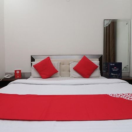 Oyo 24723 Hotel Atul Palace Agra  Exteriér fotografie